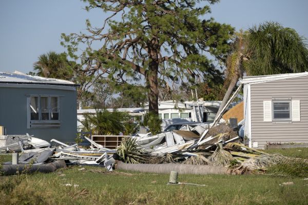 Double Wide Demolition in Hilliard